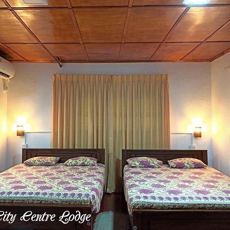City Centre Lodge Ponnarankulama 외부 사진