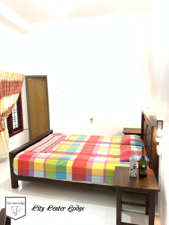City Centre Lodge Ponnarankulama 외부 사진